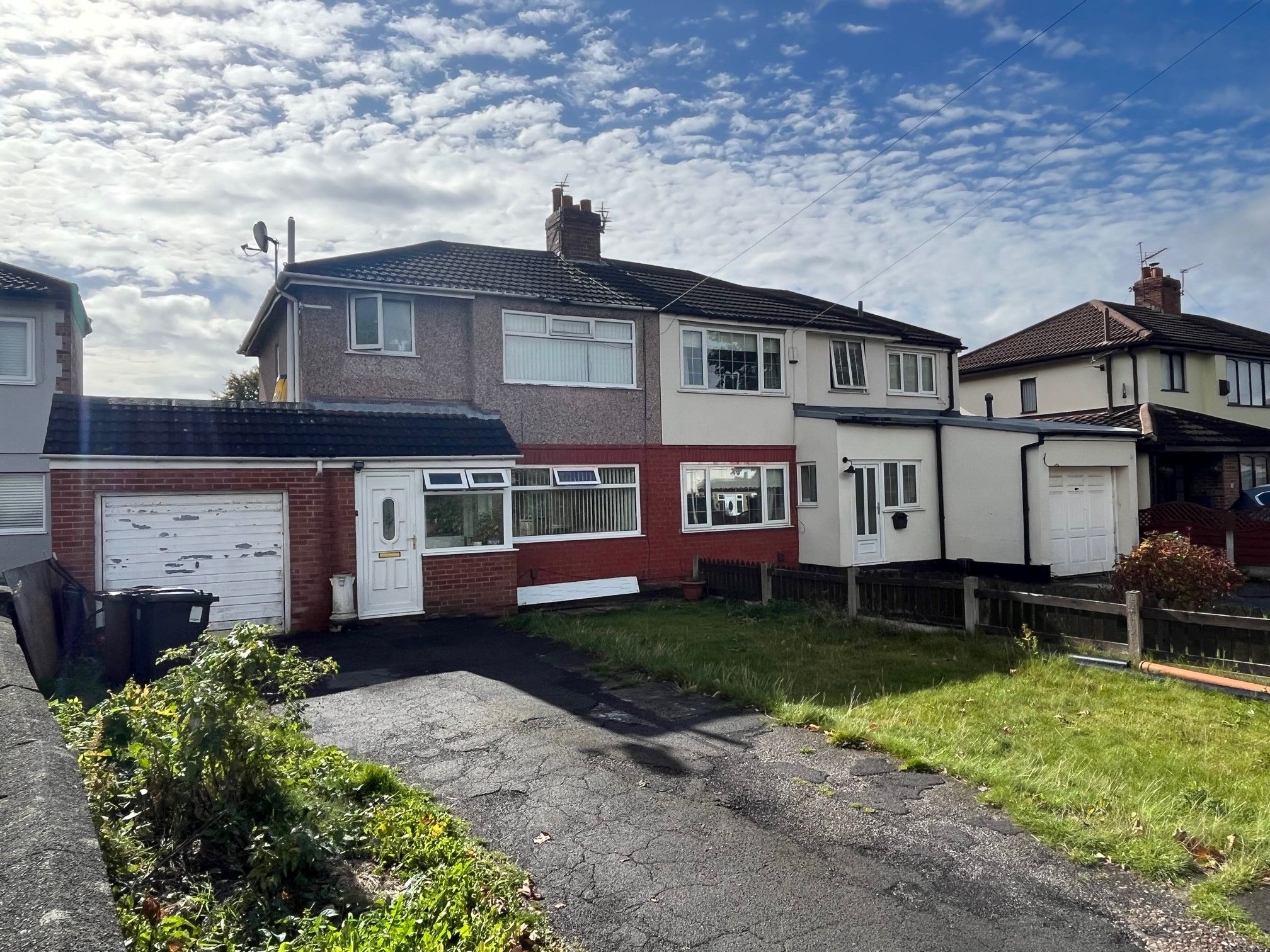 3 bed semidetached house for sale in Whinney Grove East, Maghull