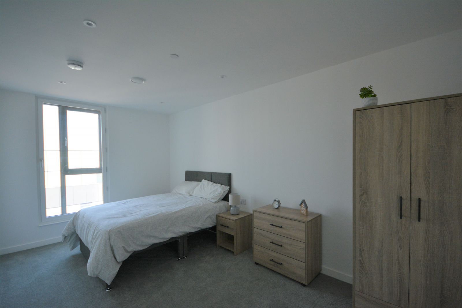 2 bed flat to rent in Trafford Wharf Road, Trafford Park, Manchester