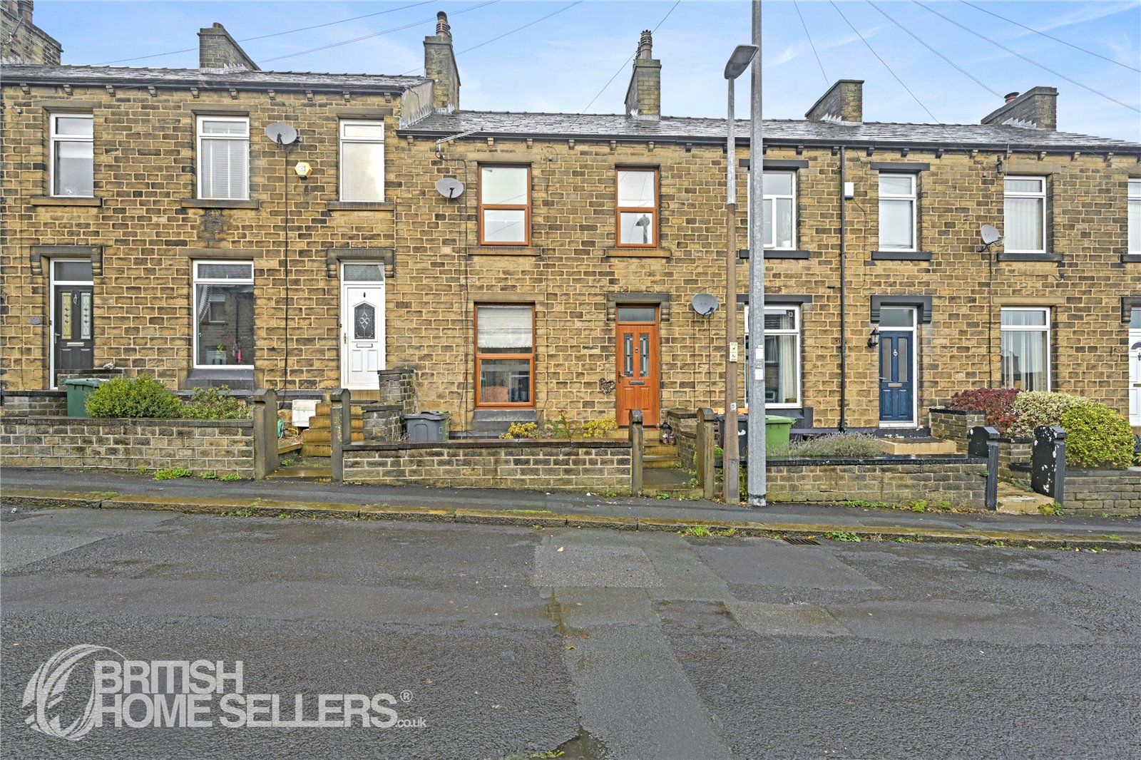 3 bed terraced house for sale in Heathfield Road, Golcar, Huddersfield