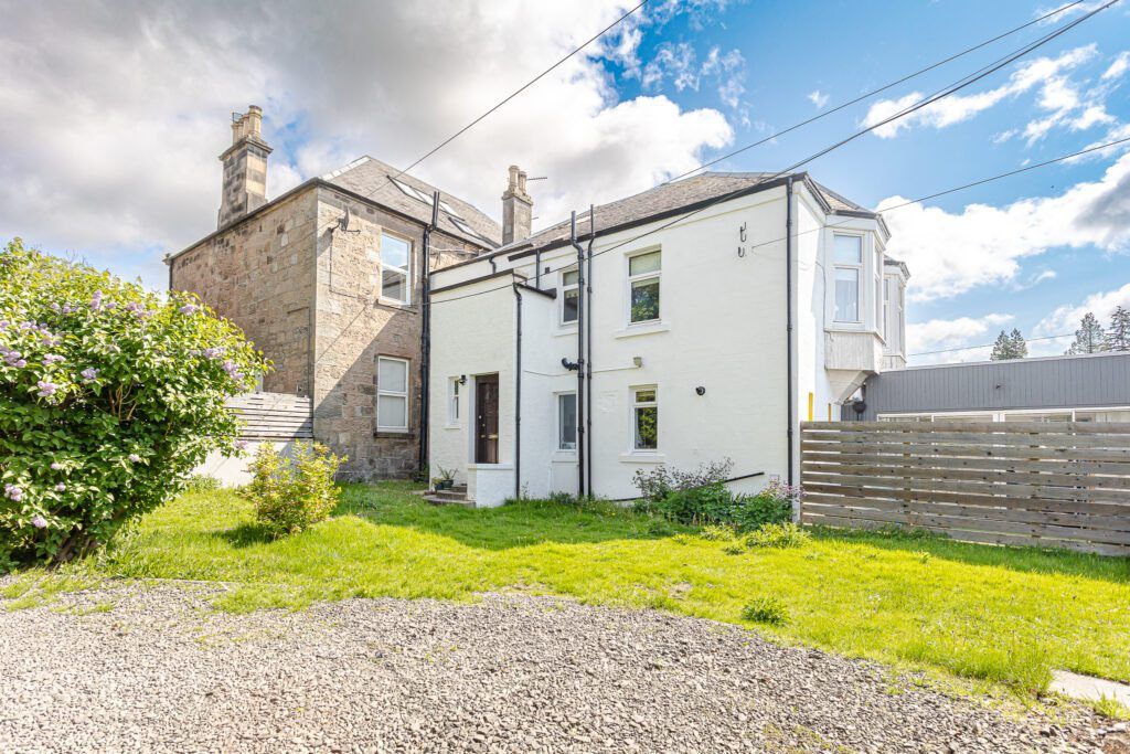 2 bed flat for sale in Henderson Street, Bridge Of Allan FK9 Zoopla