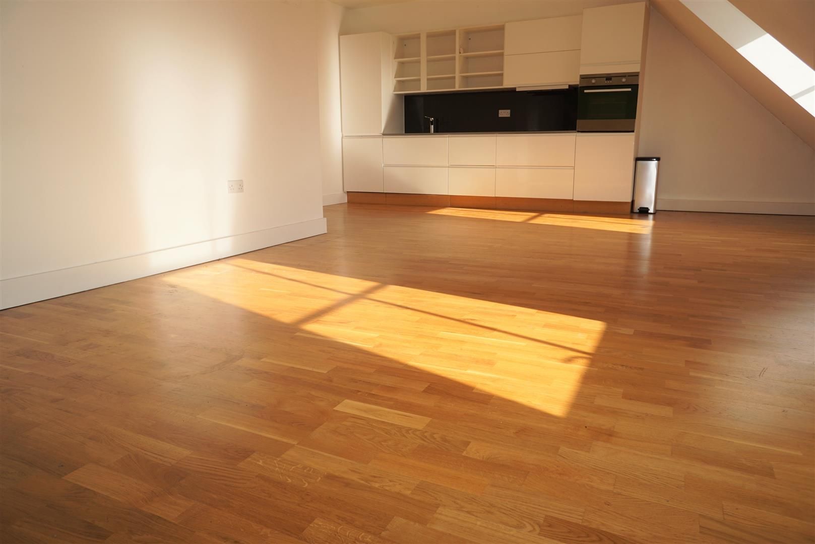 2 bed flat to rent in Welling High Street, Welling DA16 Zoopla