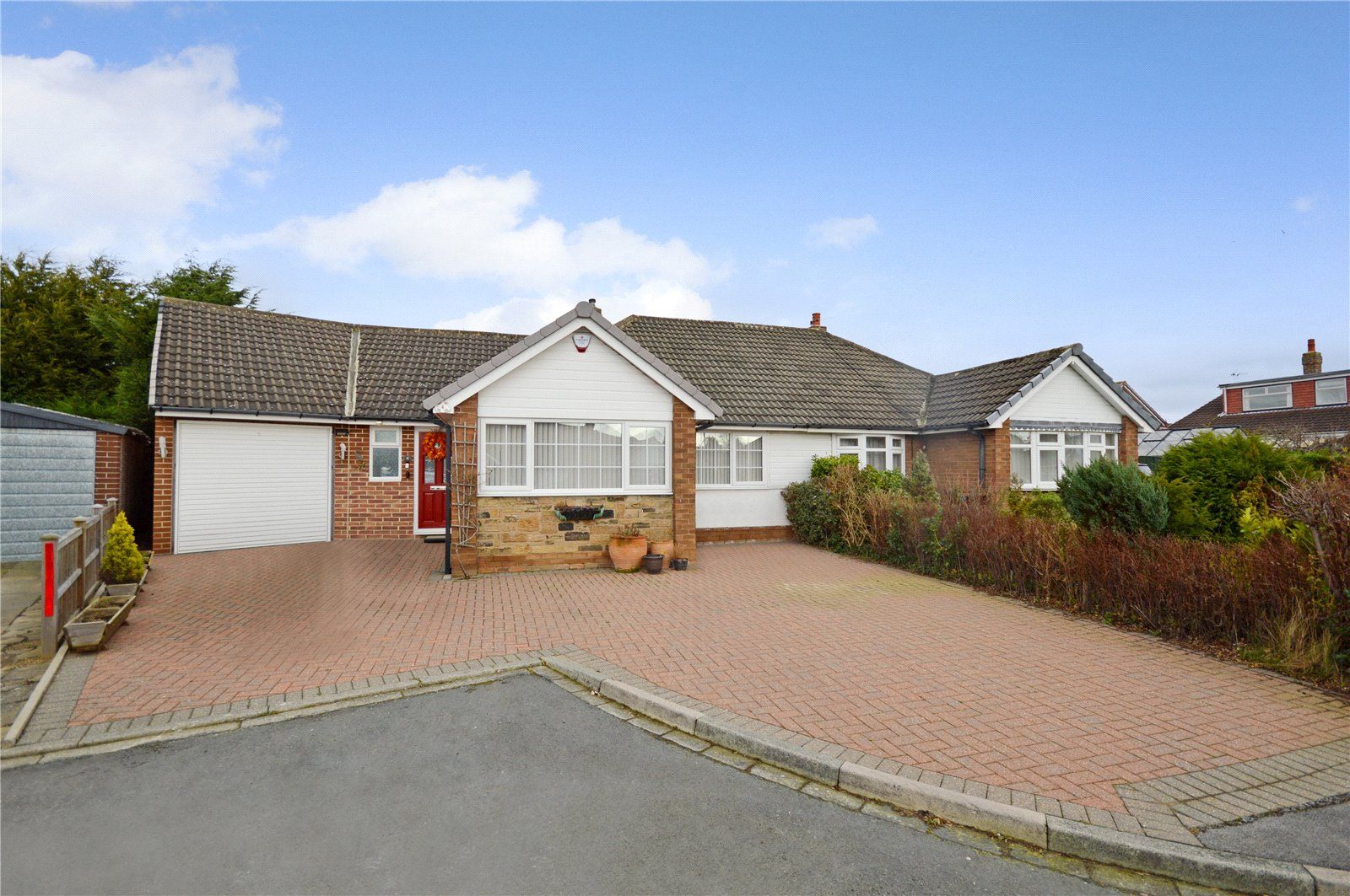 3 bed bungalow for sale in Collingham Drive, Garforth, Leeds, West