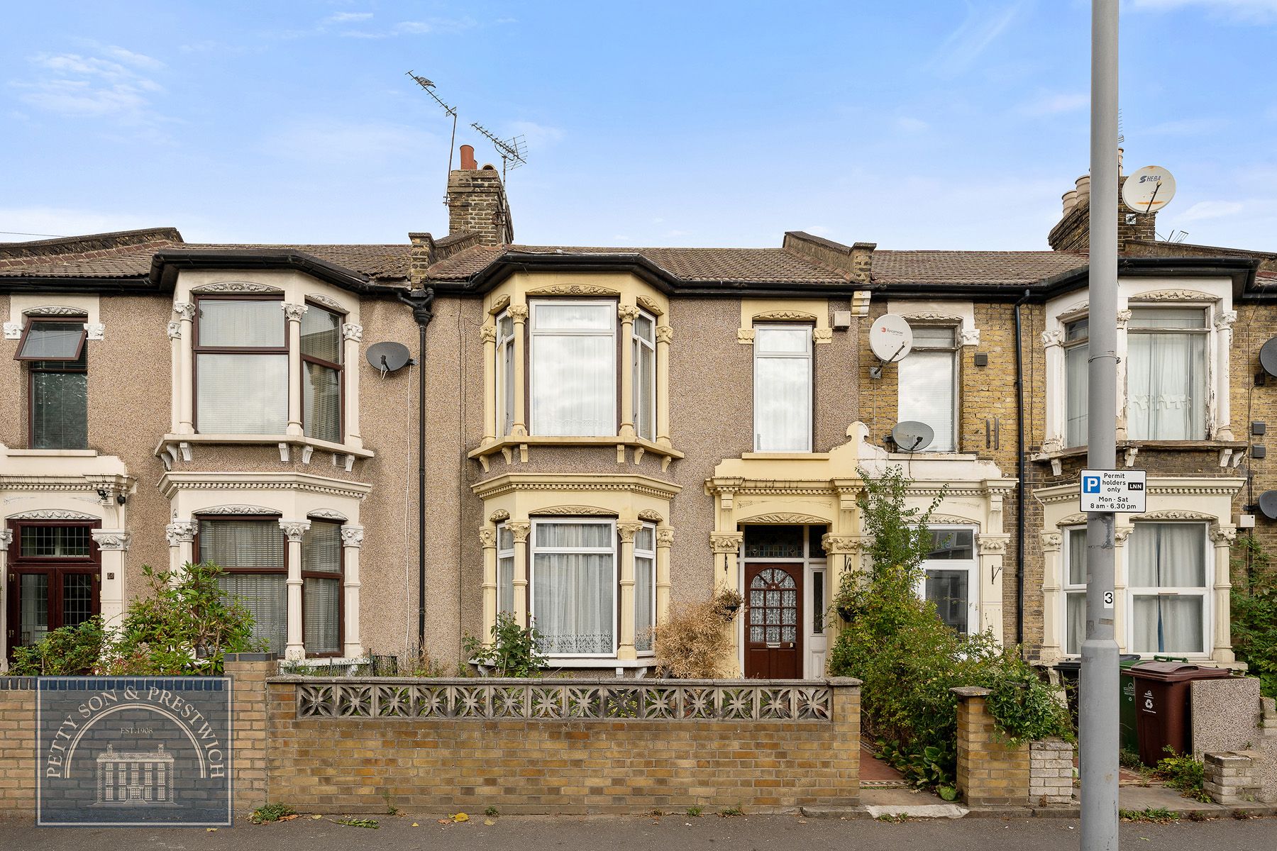 3 bed terraced house for sale in Grove Green Road, London E11 Zoopla