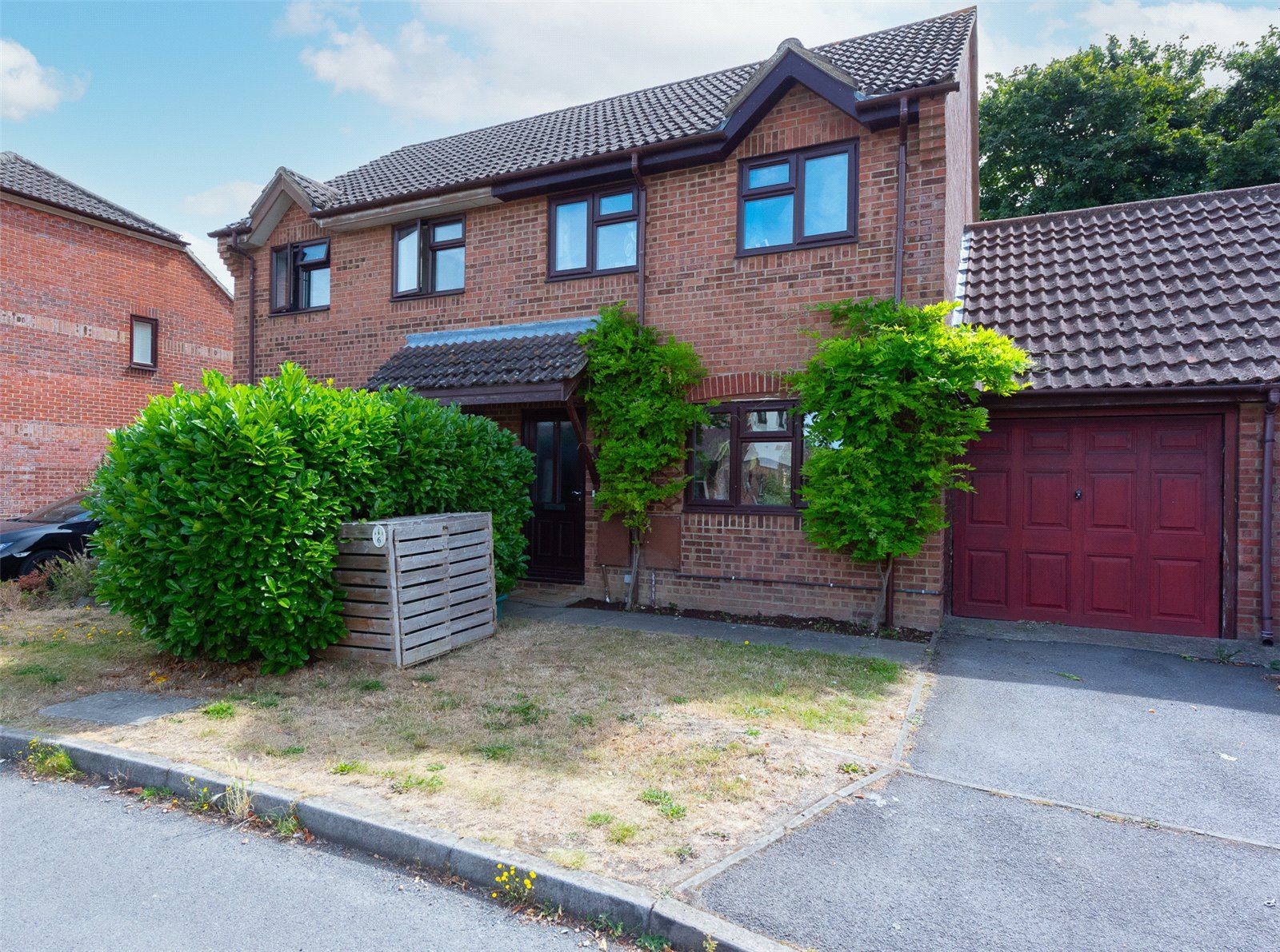 3 bed semidetached house for sale in Strawberry Fields, Bramley