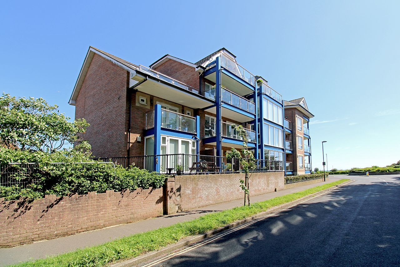 3 bed town house for sale in Kings Parade, Aldwick, Bognor Regis, West