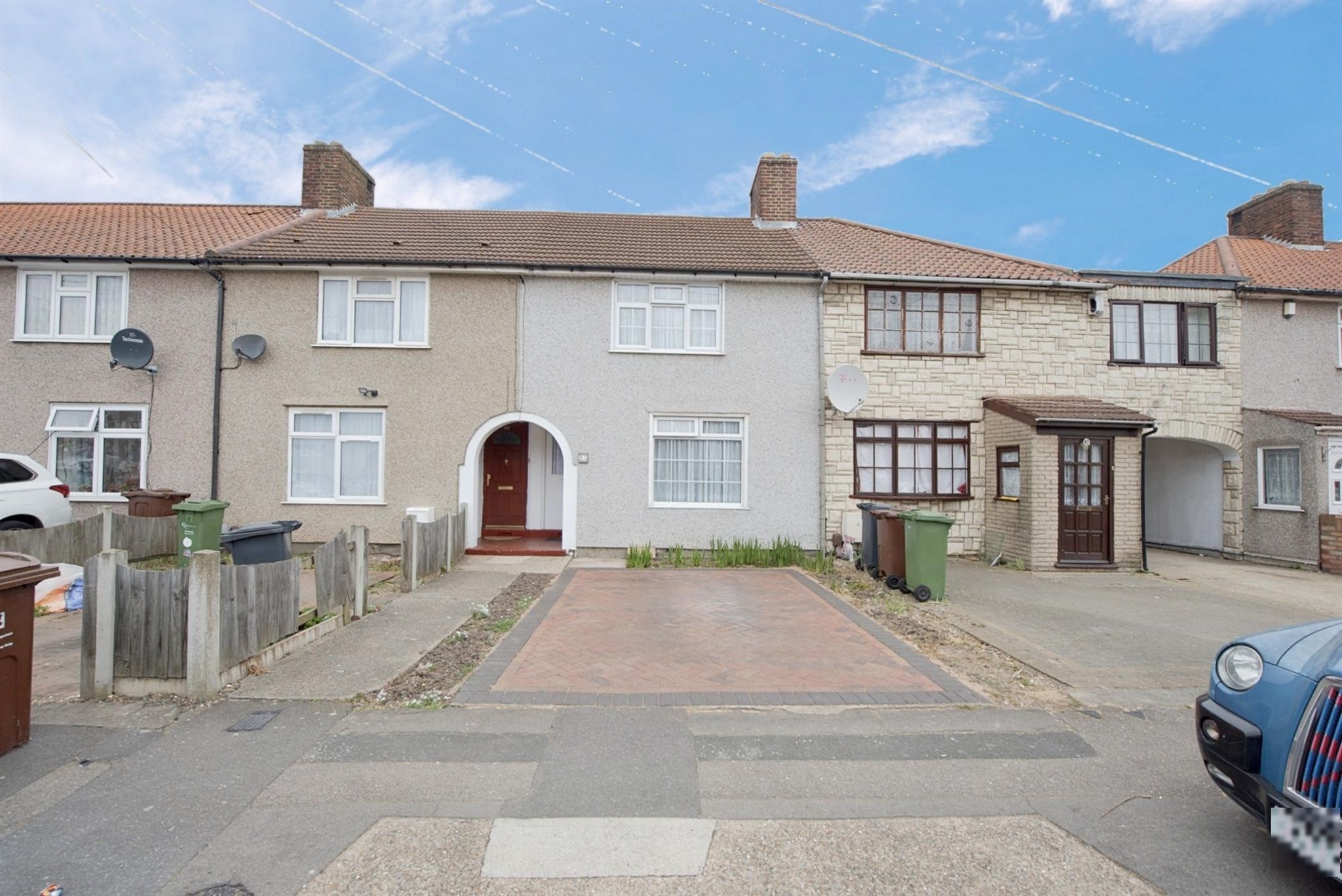 2 bed terraced house for sale in Thompson Road, Dagenham RM9 Zoopla