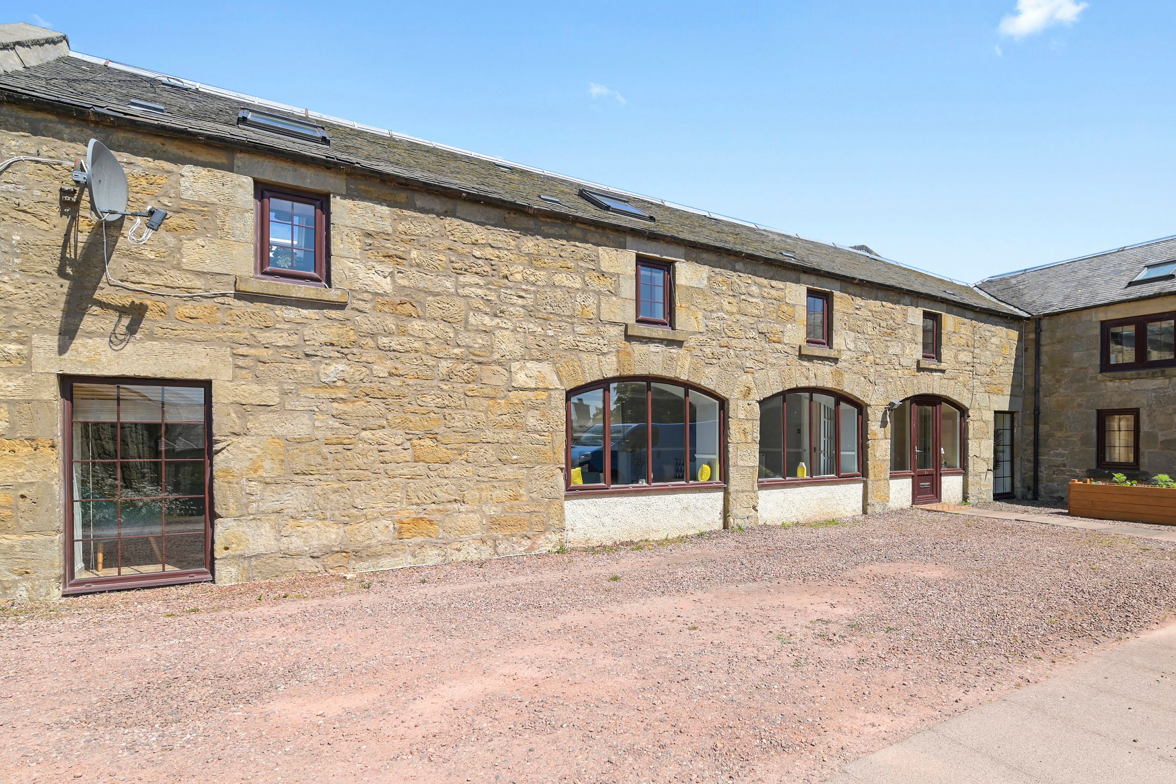 5 bed end terrace house for sale in 1 Monteith Steading, Mossend