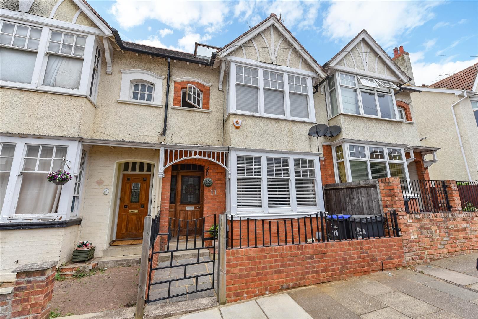 4 bed terraced house for sale in Clarence Avenue, Northampton NN2 Zoopla