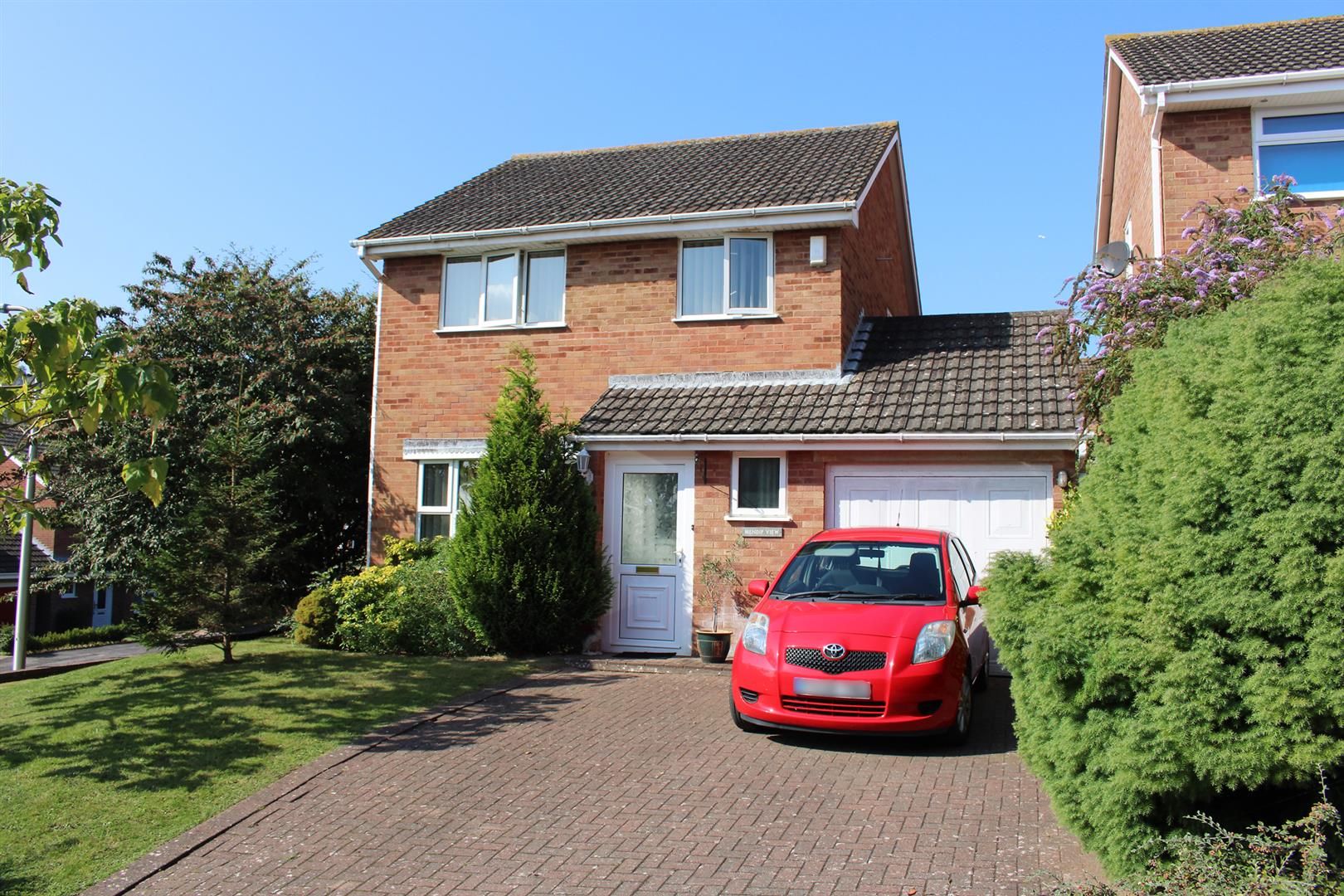 3 bed detached house for sale in Cornwallis Avenue, Worle, WestonSuper