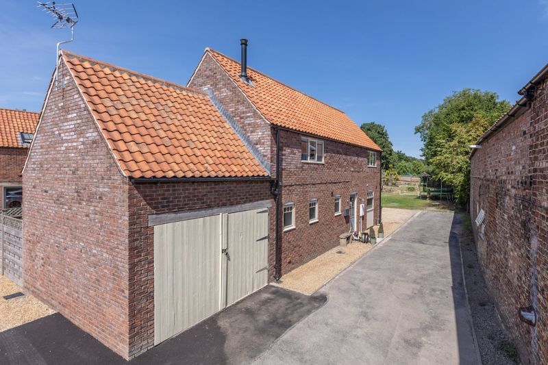 3 bed semidetached house for sale in Flaxton, York YO60 Zoopla