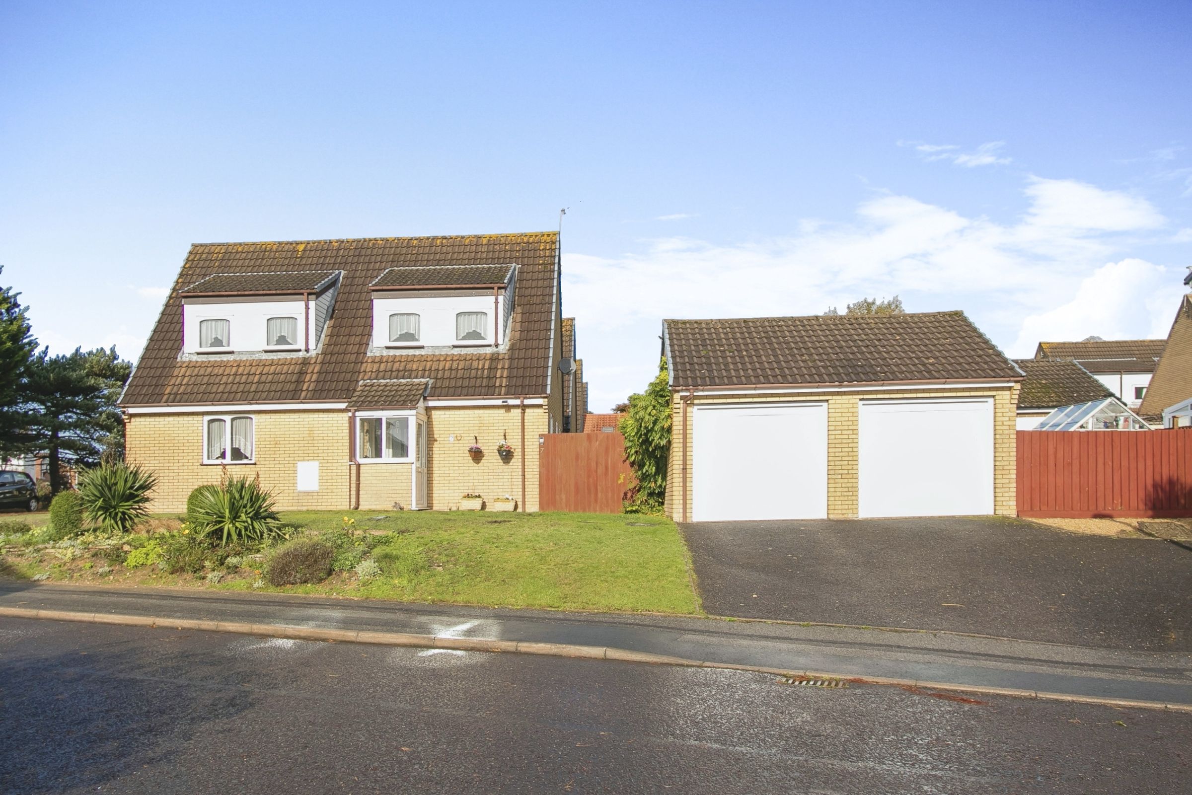 3 bed detached house for sale in Tarrant Close, Canford Heath, Poole
