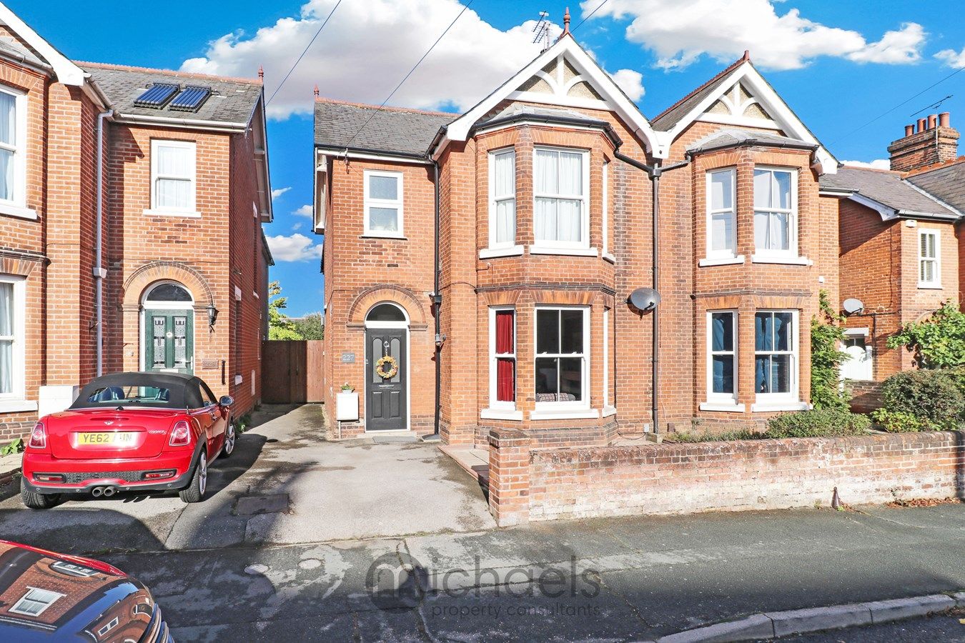 3 bed semidetached house for sale in Maldon Road, Colchester