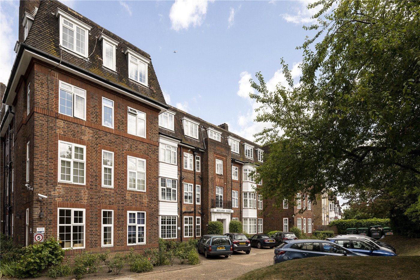 3 bed flat to rent in Denmark Hill, London SE5 Zoopla