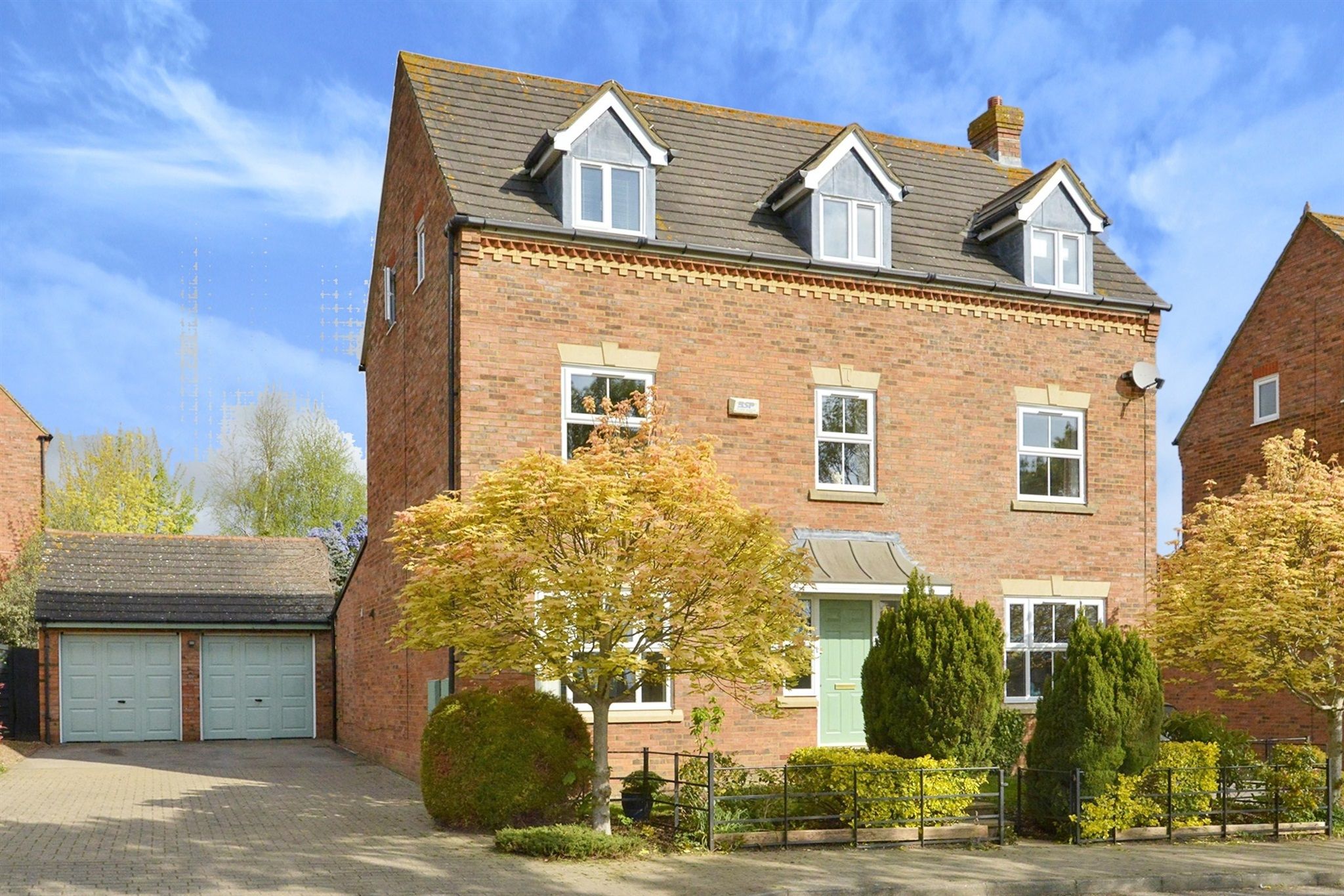5 bed detached house for sale in Garthwaite Crescent, Shenley Brook End