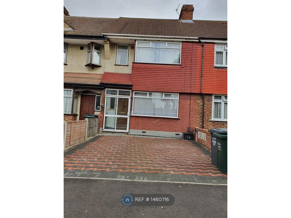 3 bed terraced house to rent in West Hill Drive, Dartford DA1 Zoopla
