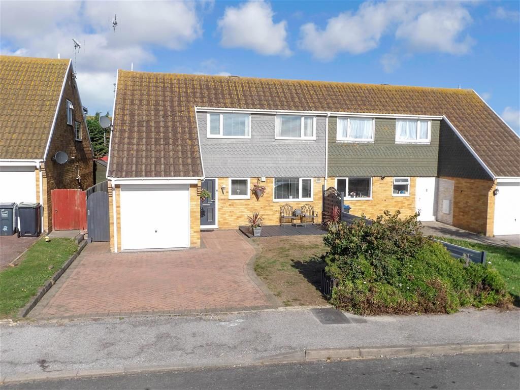 3 bed semidetached house for sale in Knockholt Road, Cliftonville