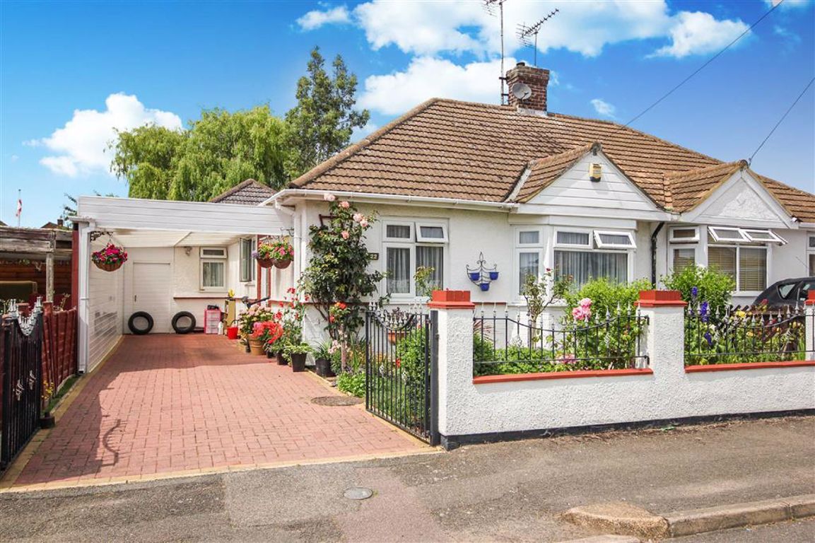 Tennyson Road, Wellingborough, Northamptonshire NN8