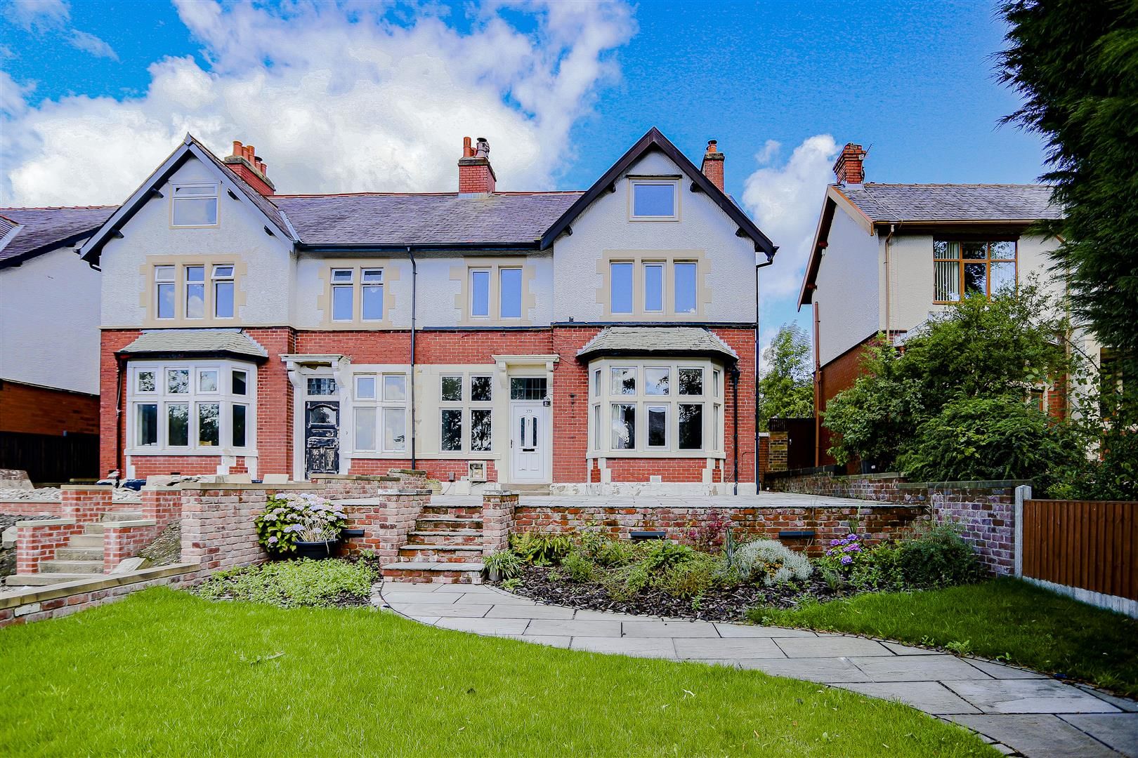 4 bed semidetached house for sale in Padiham Road, Burnley BB12 Zoopla