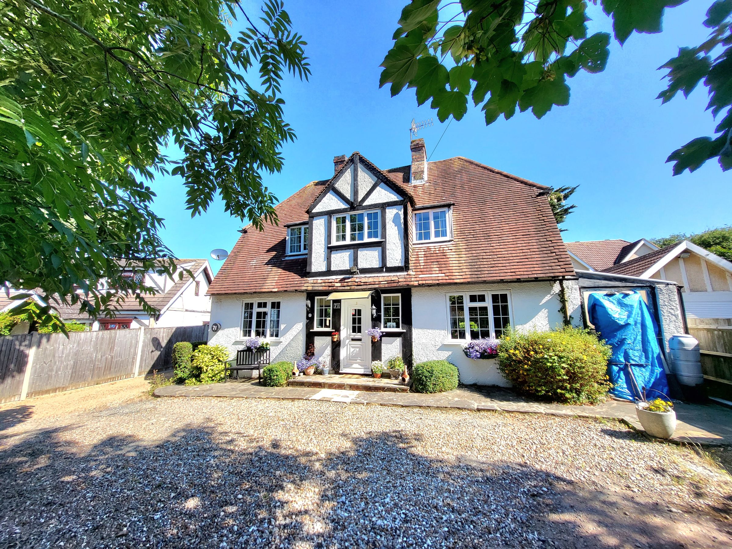 4 bed detached house for sale in Arundel Road, Worthing, West Sussex