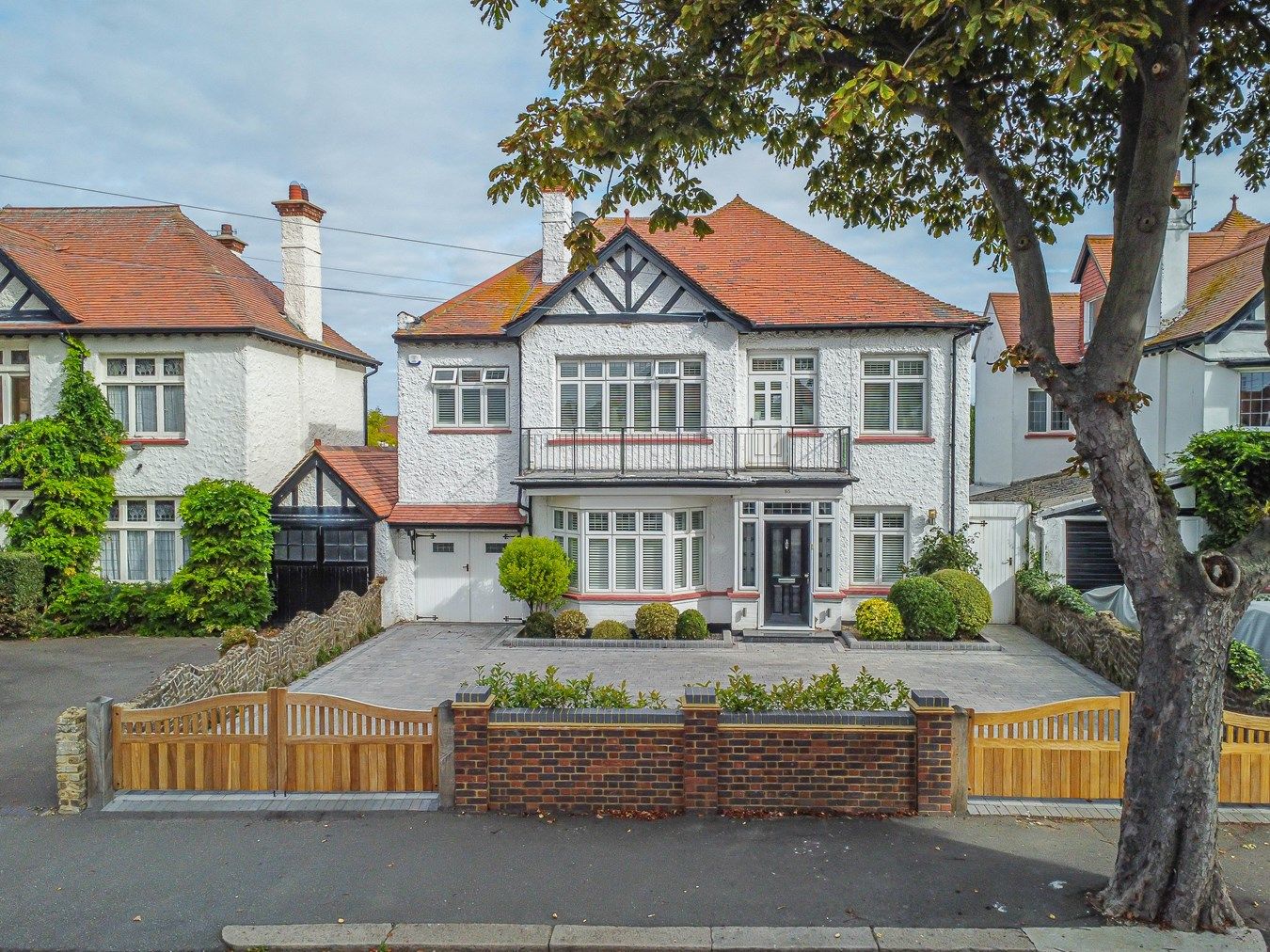 4 bed detached house for sale in Burges Road, Thorpe Bay SS1 Zoopla
