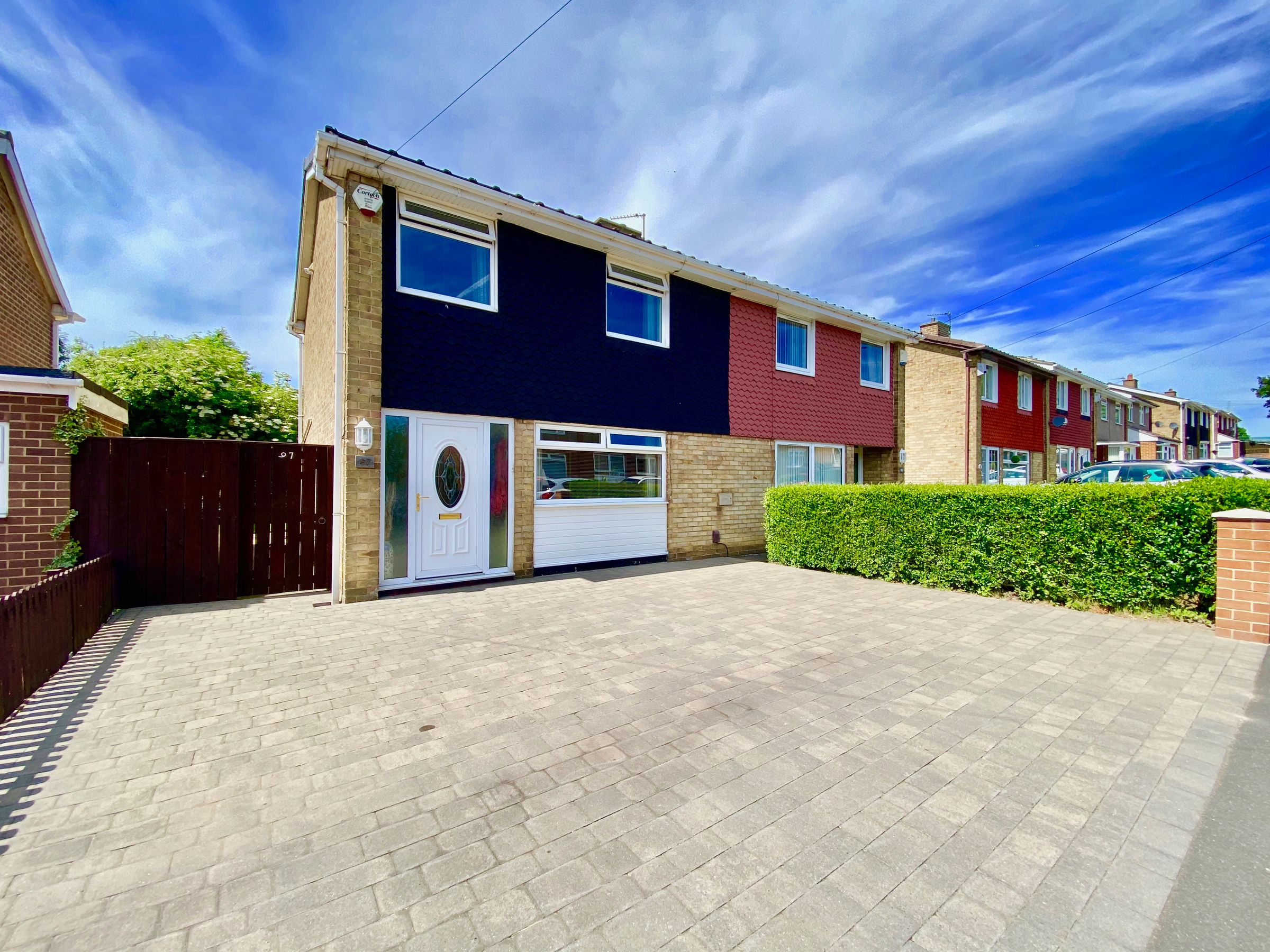 3 bed semidetached house for sale in Seaham Gardens, Wrekenton