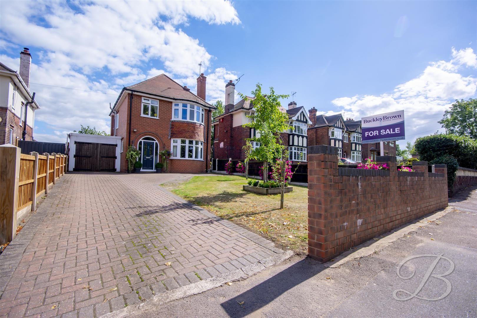 3 bed detached house for sale in Mansfield Road, Warsop, Mansfield NG20