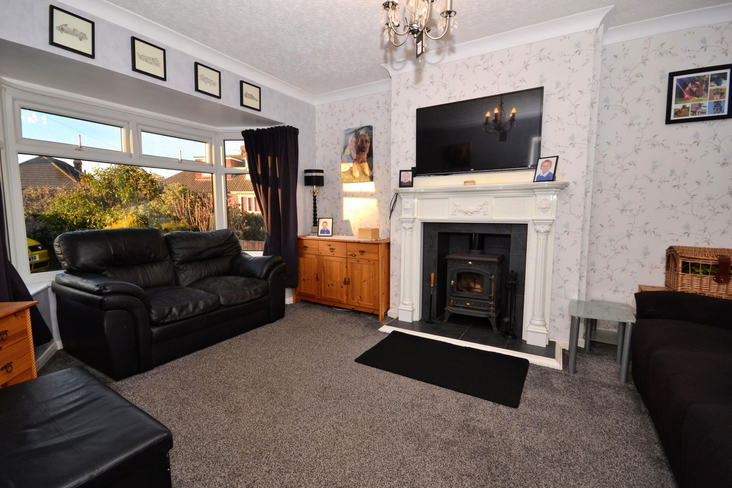 4 bed semidetached bungalow for sale in Terrington Place, Cleethorpes DN35 Zoopla