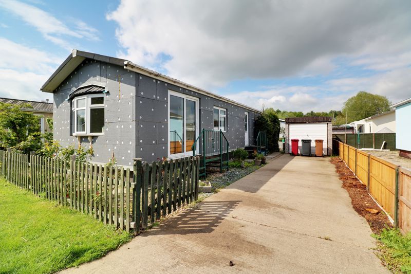 Westfield Road, Ashfield Park, Scunthorpe DN17  