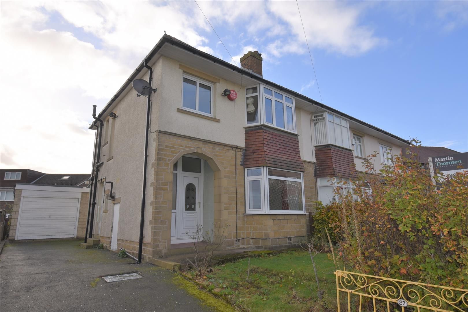 3 bed semidetached house for sale in Battye Avenue, Crosland Moor