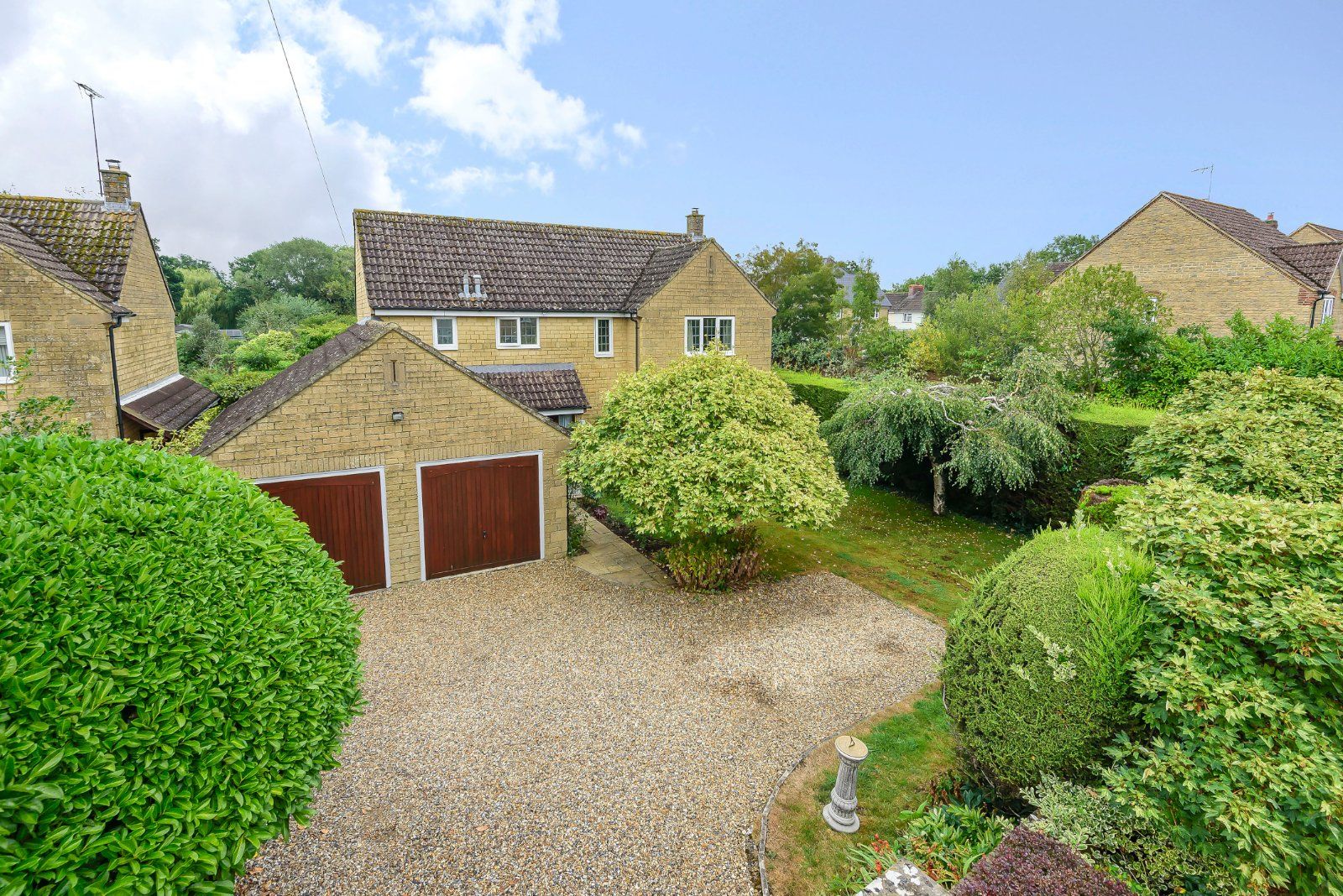 4 bed detached house for sale in Malmesbury, Wiltshire SN16