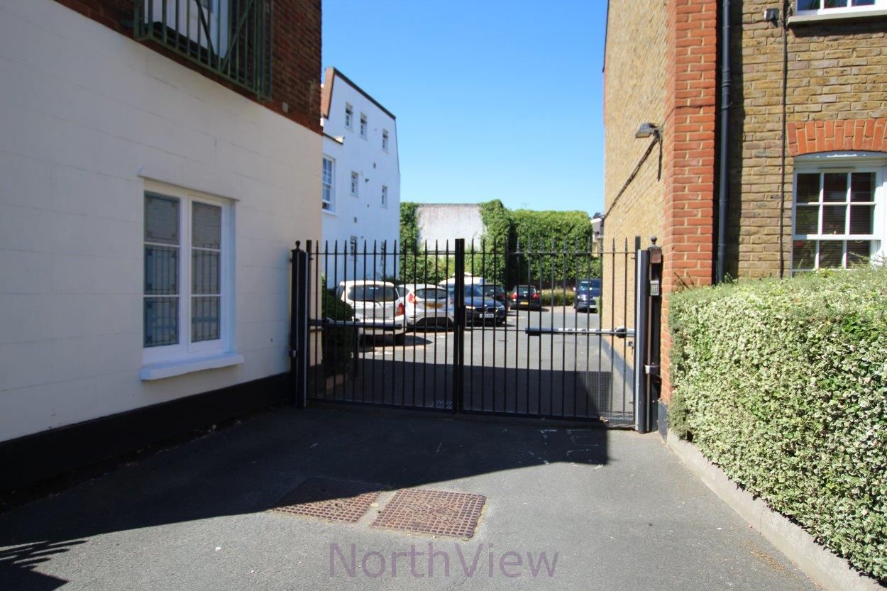 Office to let in Stapleton Hall Road, Finsbury Park N4 Zoopla