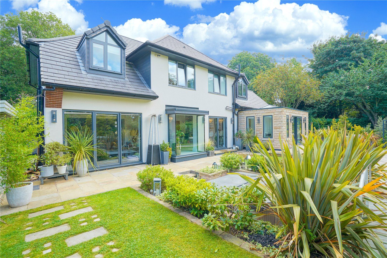 6 bed detached house for sale in Marcliff Lane, Wickersley, Rotherham S66 Zoopla