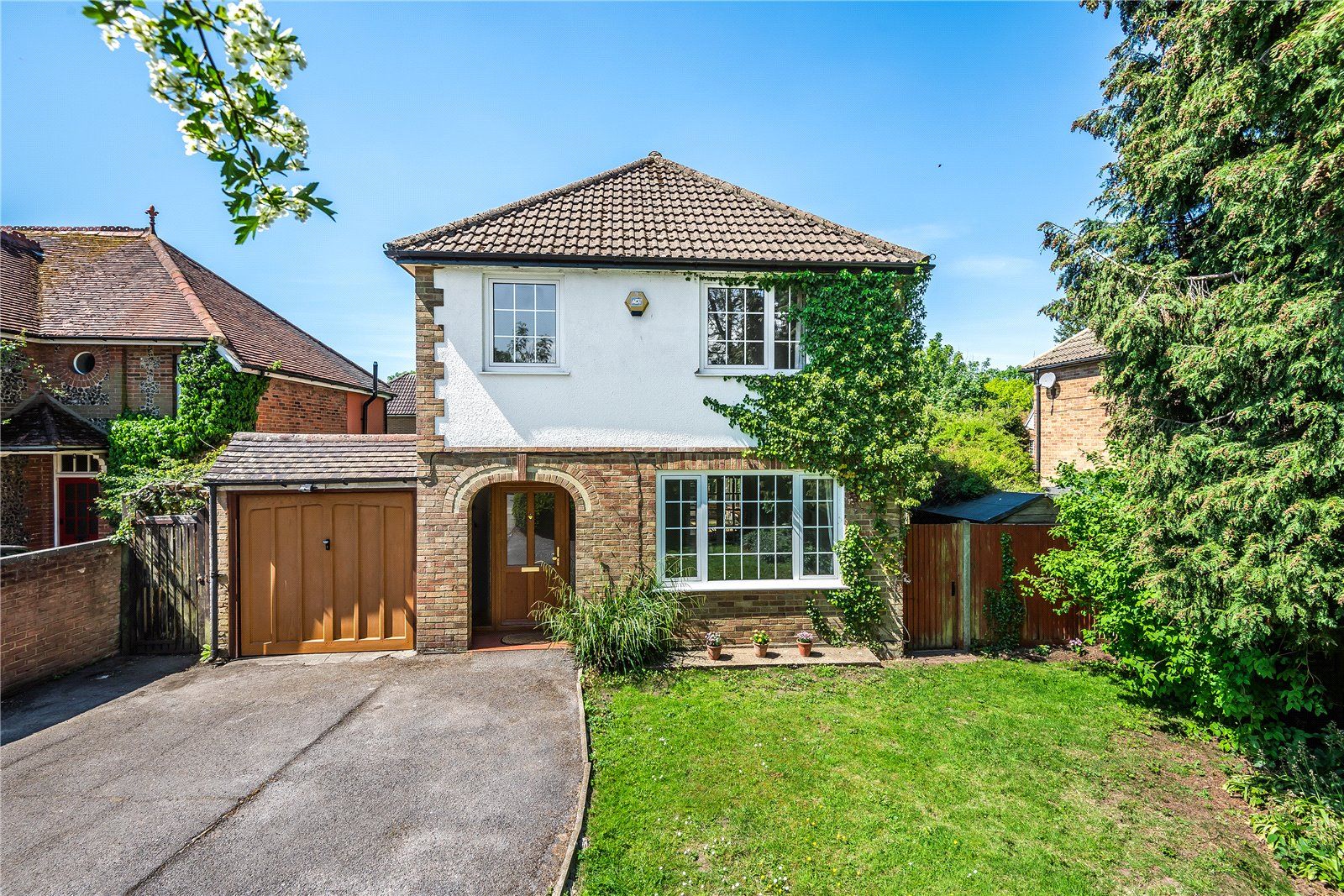 3 bed detached house for sale in Buxton Lane, Caterham, Surrey CR3 Zoopla