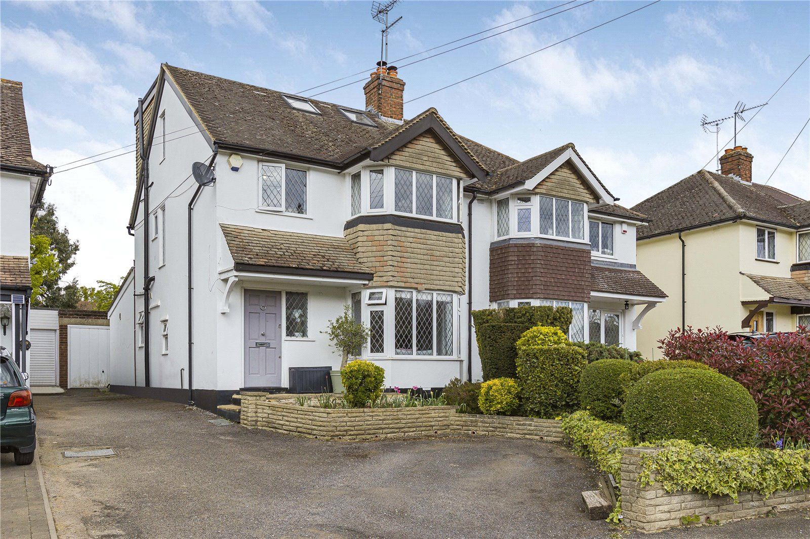 4 bed semidetached house for sale in The Grove, Brookmans Park