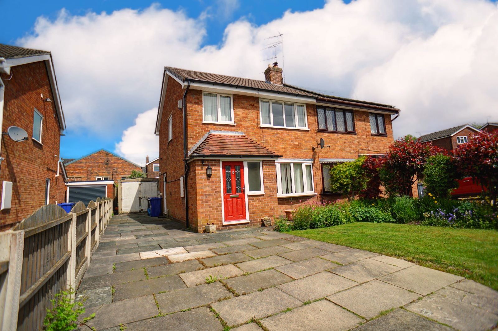 3 bed semidetached house for sale in Stephens Way, Bignall End, Stoke