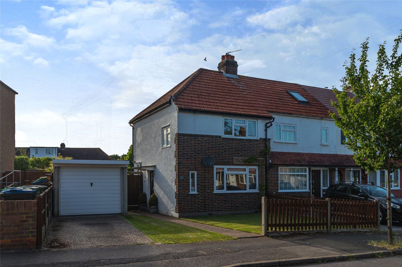 2 bed end terrace house for sale in Wilson Road, Chessington KT9 Zoopla