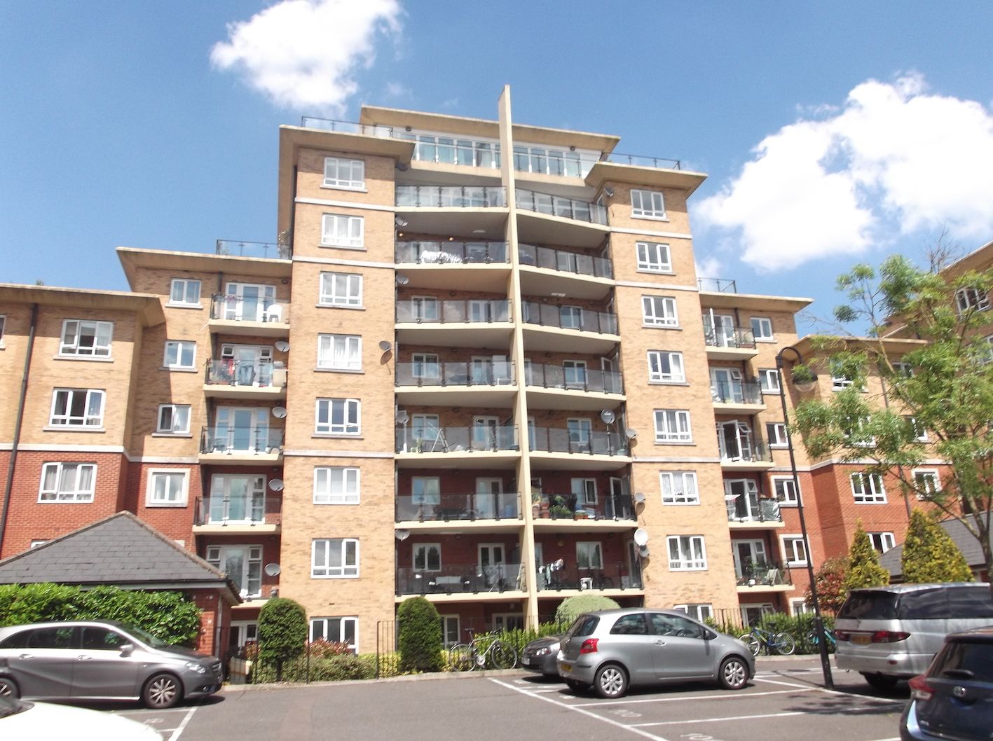 2 bed flat for sale in Glebelands Close, Finchley N12 Zoopla