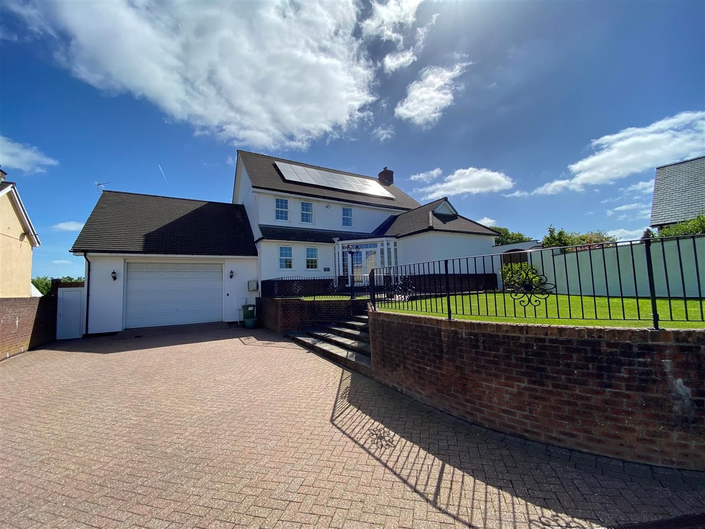 6 bed detached house for sale in Chilsworthy, Holsworthy EX22 Zoopla