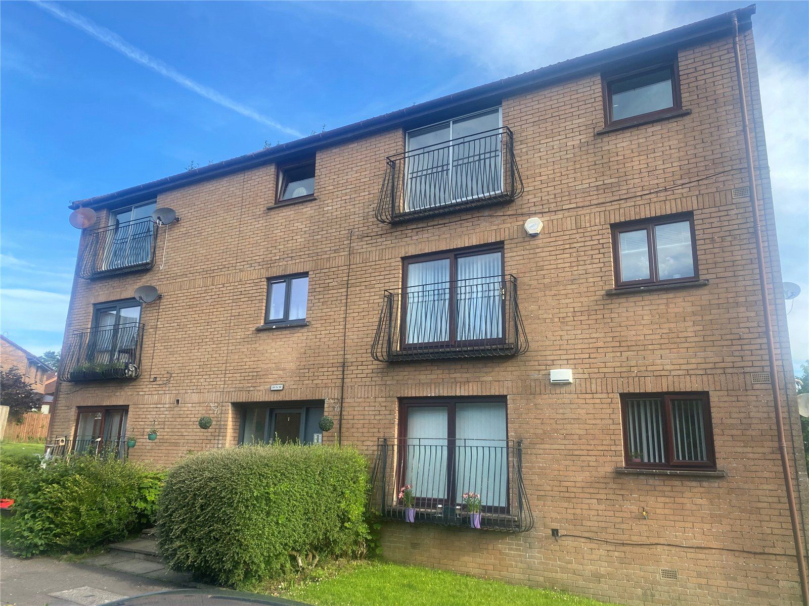 2 bed flat for sale in Lothian Way, Brancumhall, East Kilbride, South