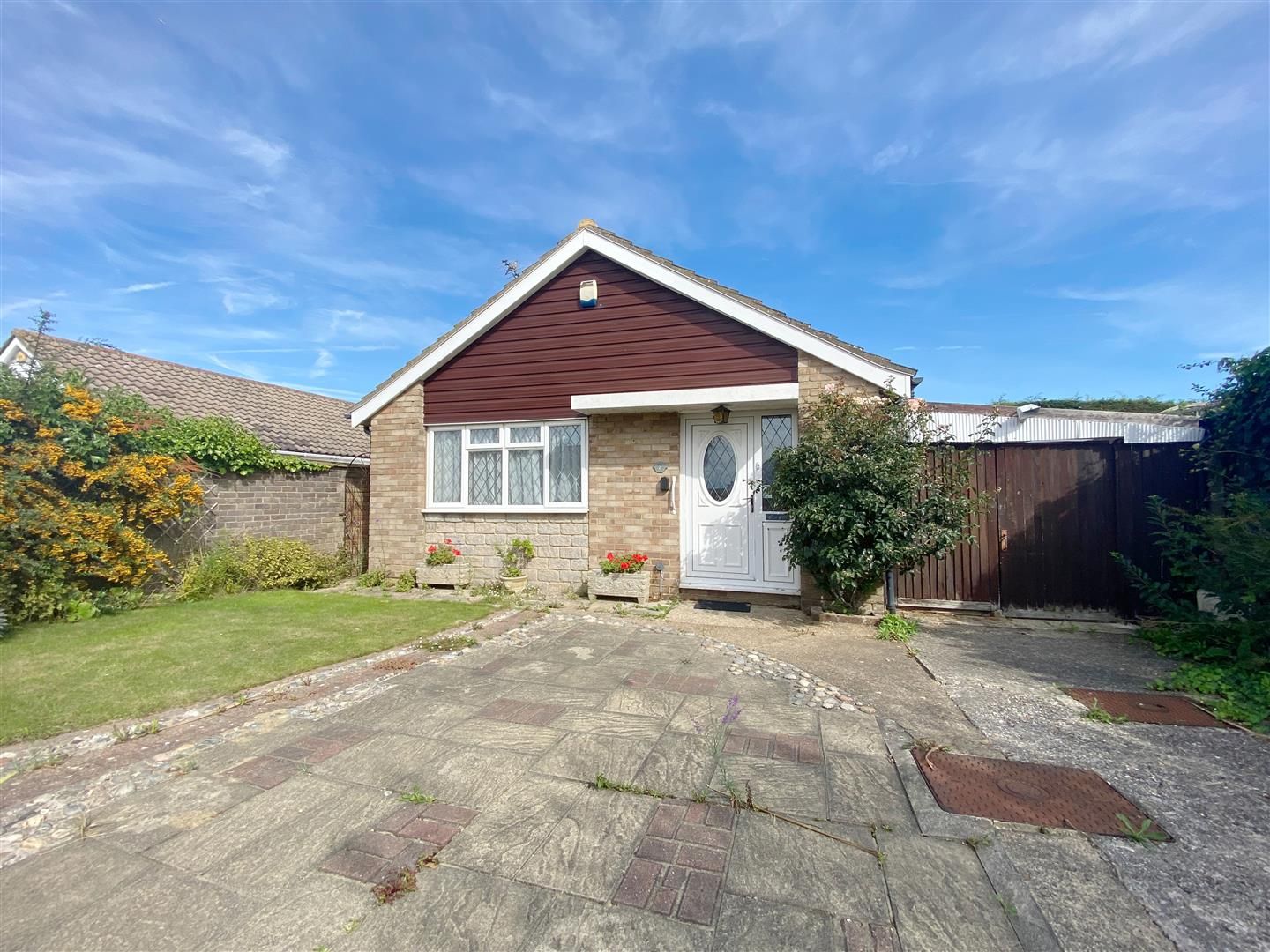 2 bed detached house for sale in Colindale Road North, Ferring