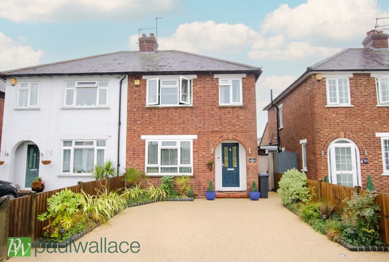 3 bed semidetached house for sale in Tregelles Road, Hoddesdon EN11