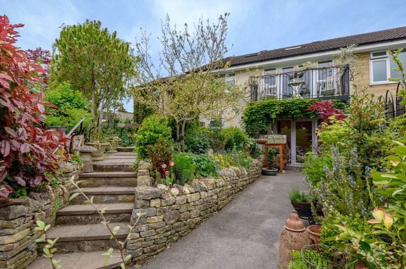 4 bed semidetached house for sale in The Cedars, WottonUnderEdge