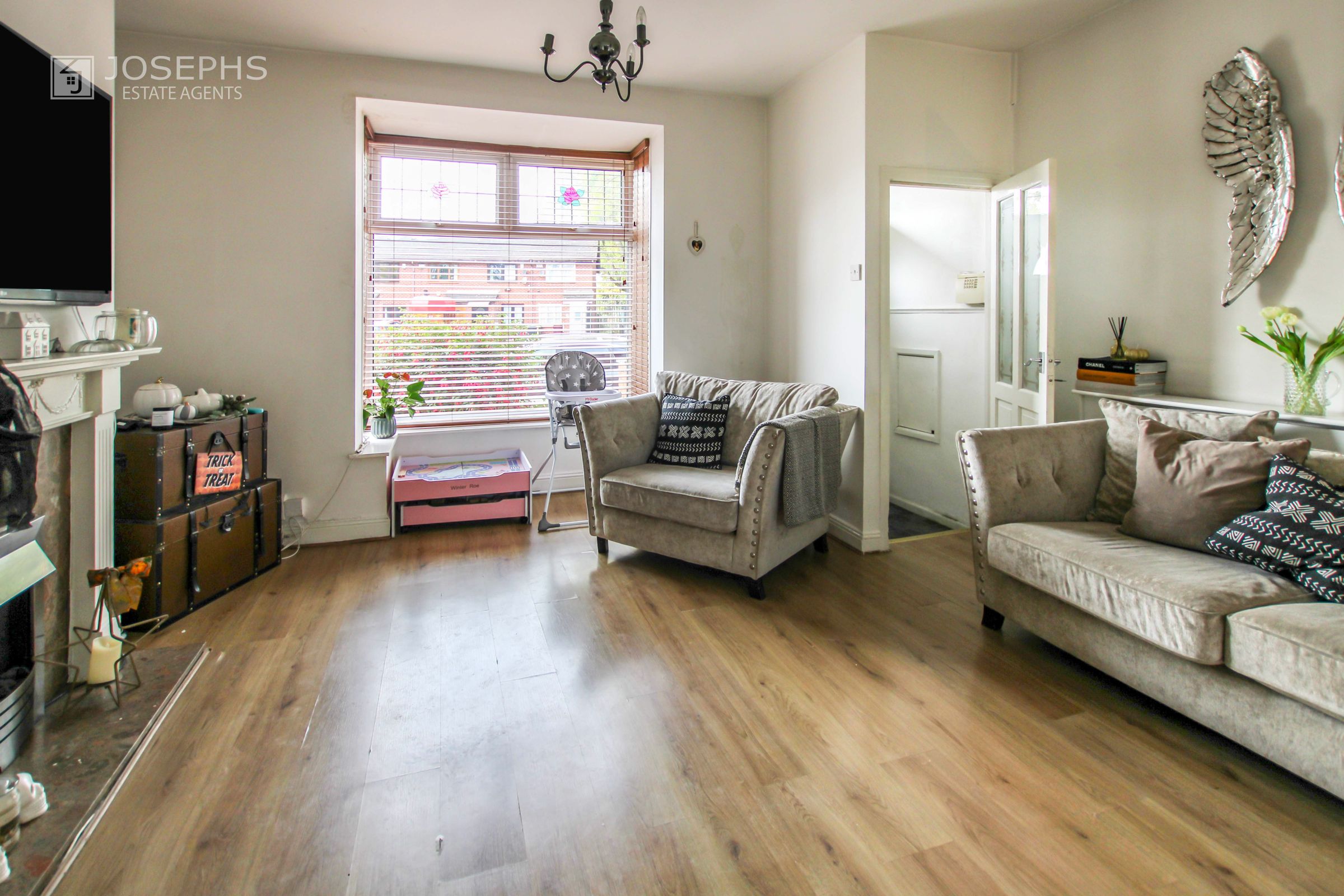 3 bed end terrace house for sale in Park View Road, Bolton BL3 Zoopla