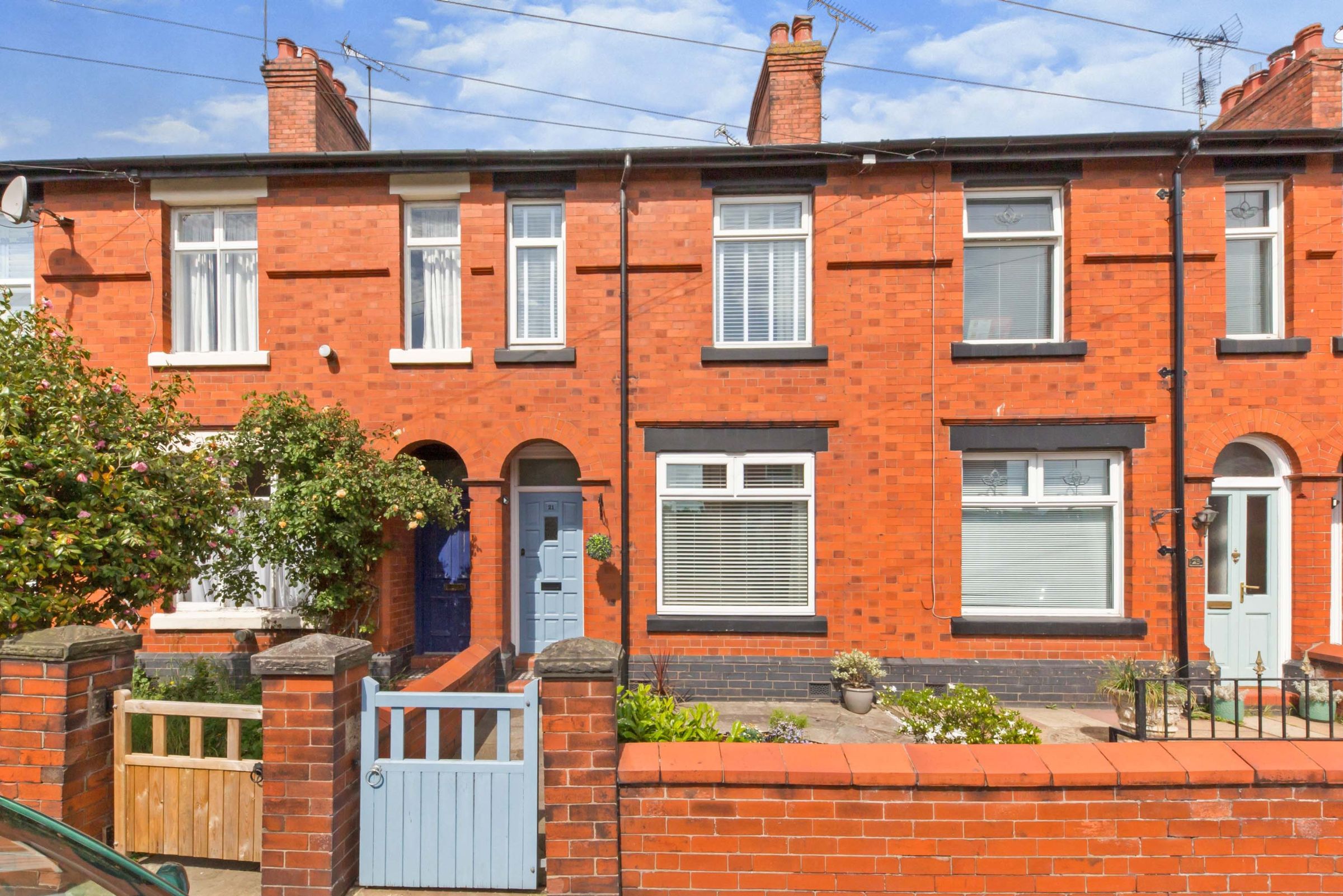 2 bed terraced house for sale in Vicarage Lane, Elworth, Sandbach