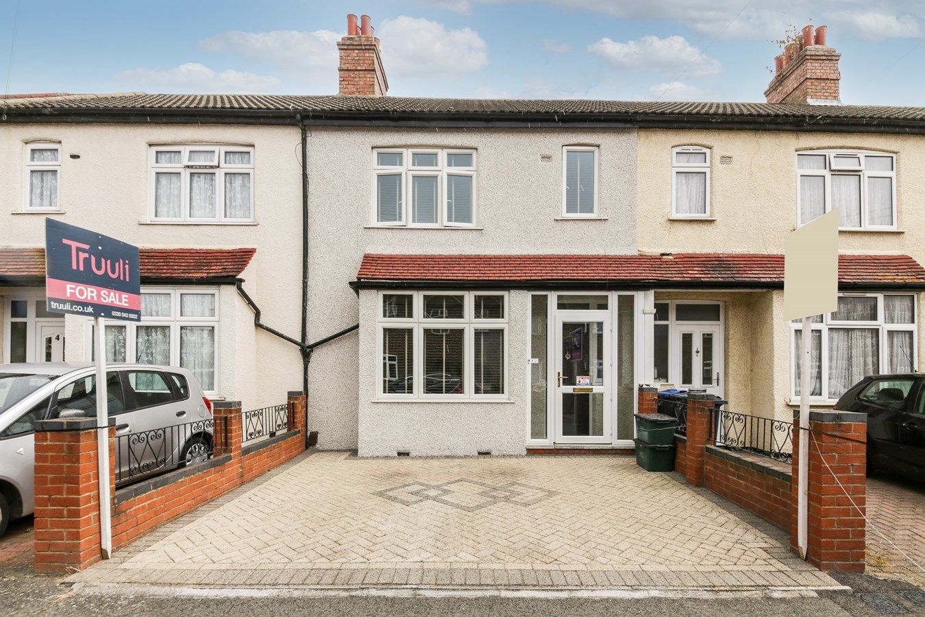 3 bed terraced house for sale in Frimley Gardens, Mitcham CR4 Zoopla