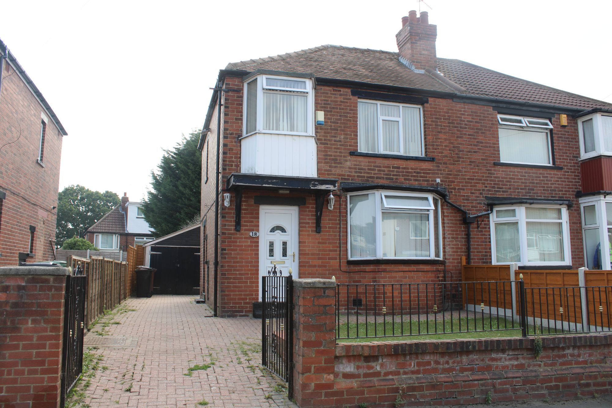 3 bed semidetached house for sale in Lawrence Crescent, Gipton, Leeds