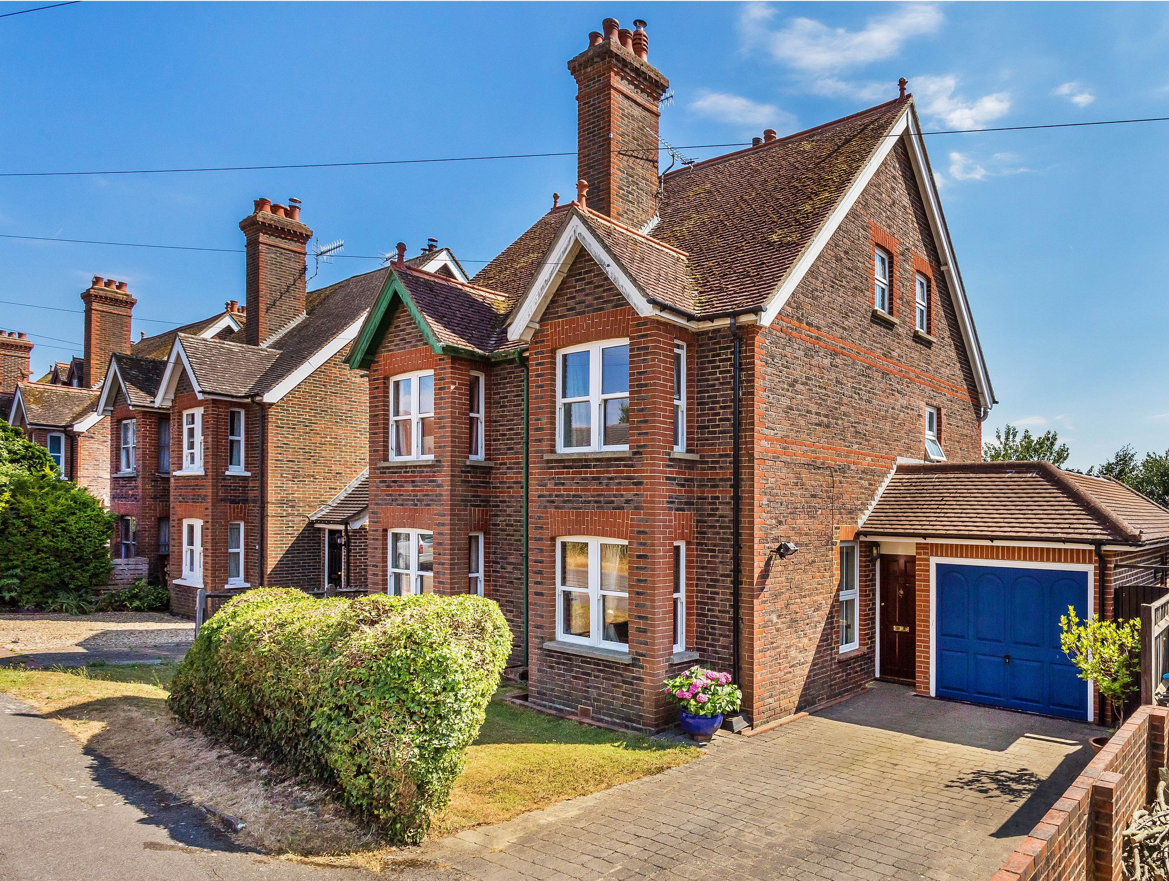 3 bed semidetached house for sale in Crowhurst Lane End, Oxted RH8