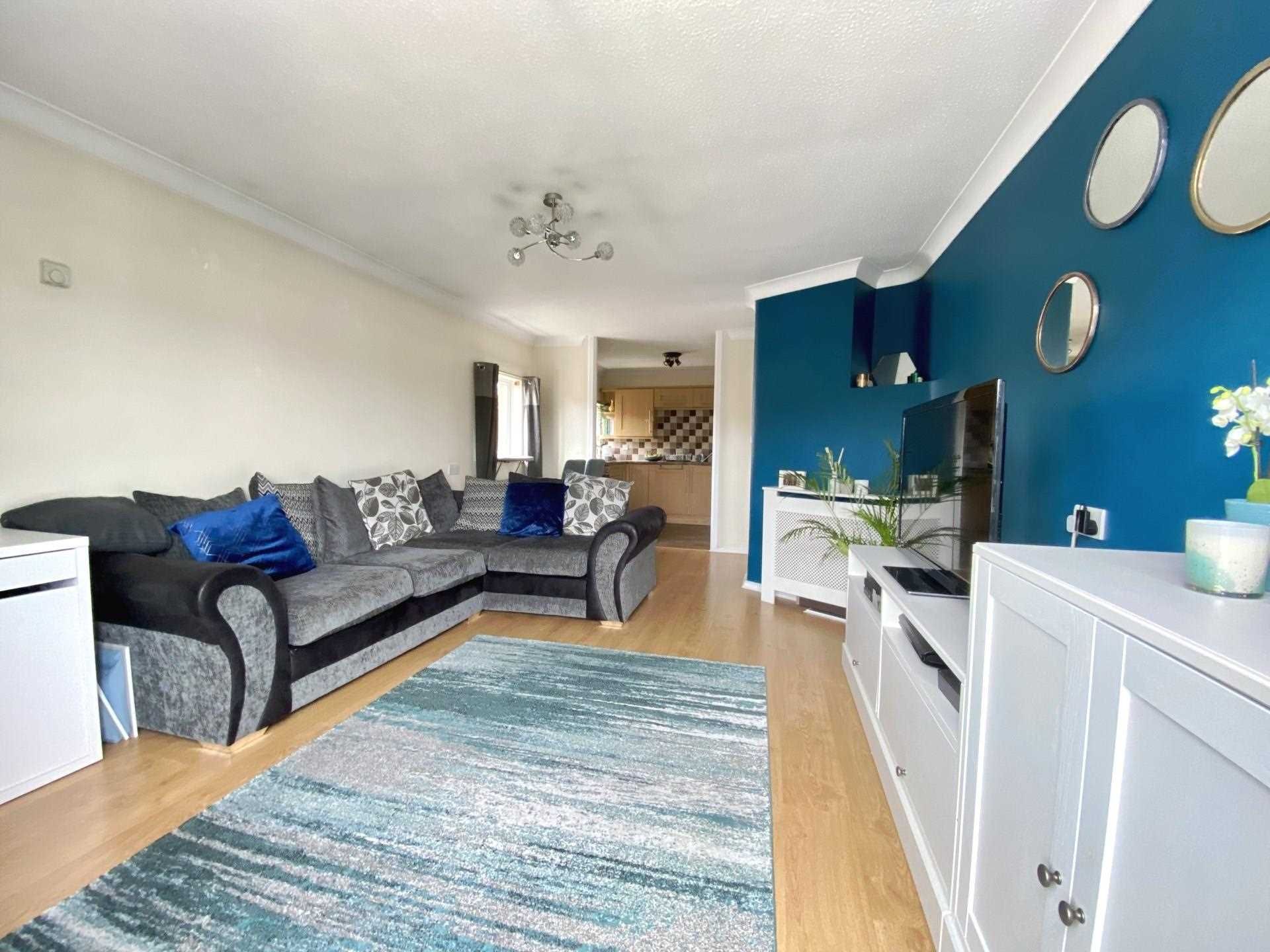 1 bed flat for sale in Lower Street, Noak Bridge SS15 Zoopla