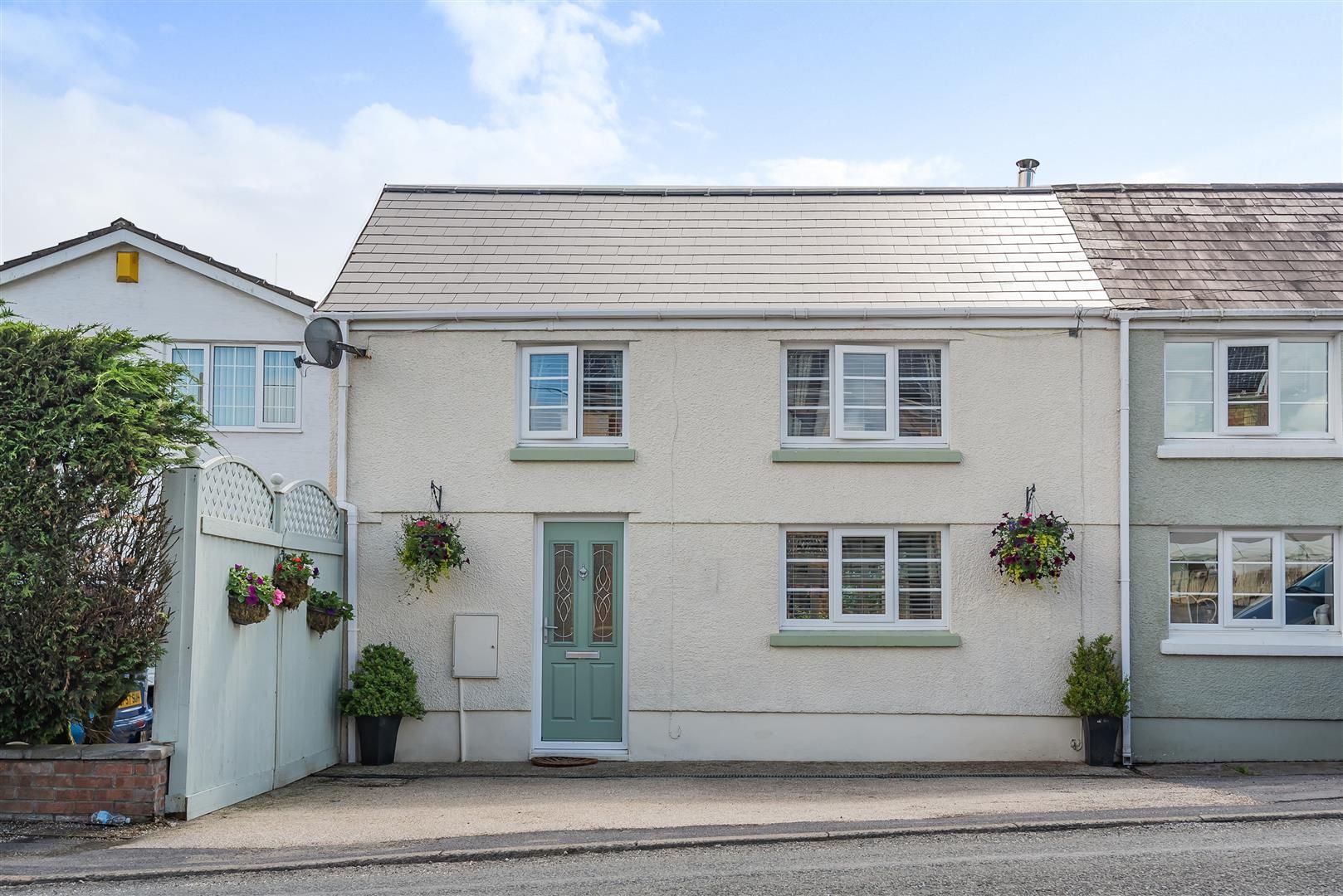 2 bed semidetached house for sale in Waterloo Road, Capel Hendre