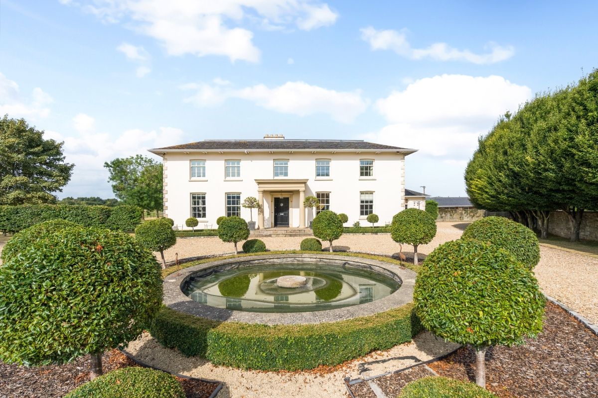 5 bed detached house to rent in Avon Lane, Saltford, Bristol BS31 Zoopla